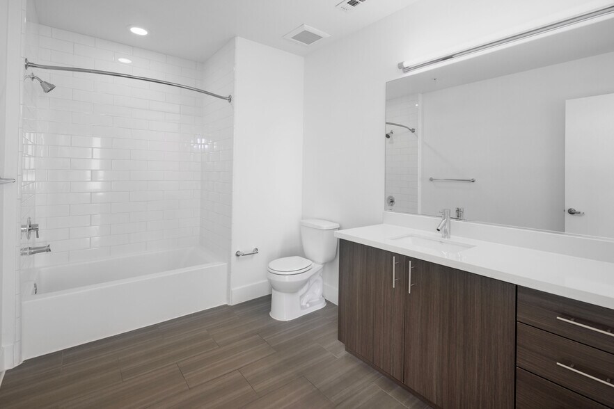 More Photos Of 121 S Frances St, Sunnyvale Apartments For Lease