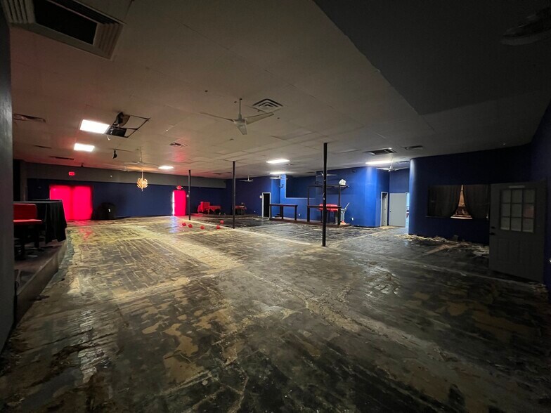 More Photos Of 420 E Ave C, Killeen Specialty For Sale