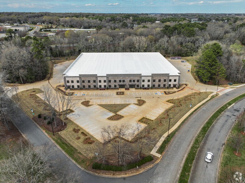 More Photos Of 411 Lakeshore Pky, Rock Hill Warehouse For Sale