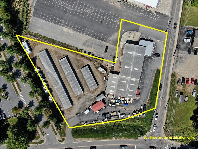 More Photos Of 40 Eagles Nest Rd, Waynesville Self Storage For Sale