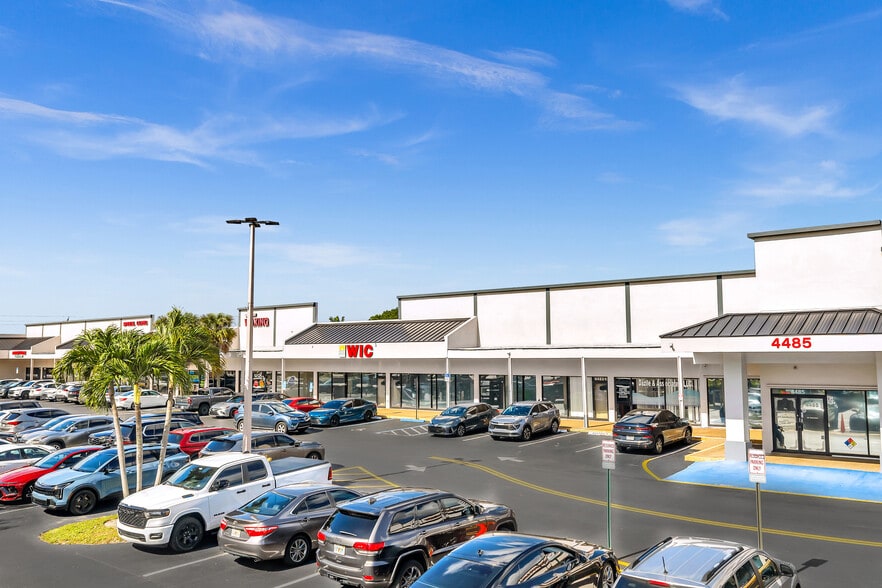 More Photos Of 4455-4485 N State Road 7, Lauderdale Lakes General Retail For Lease