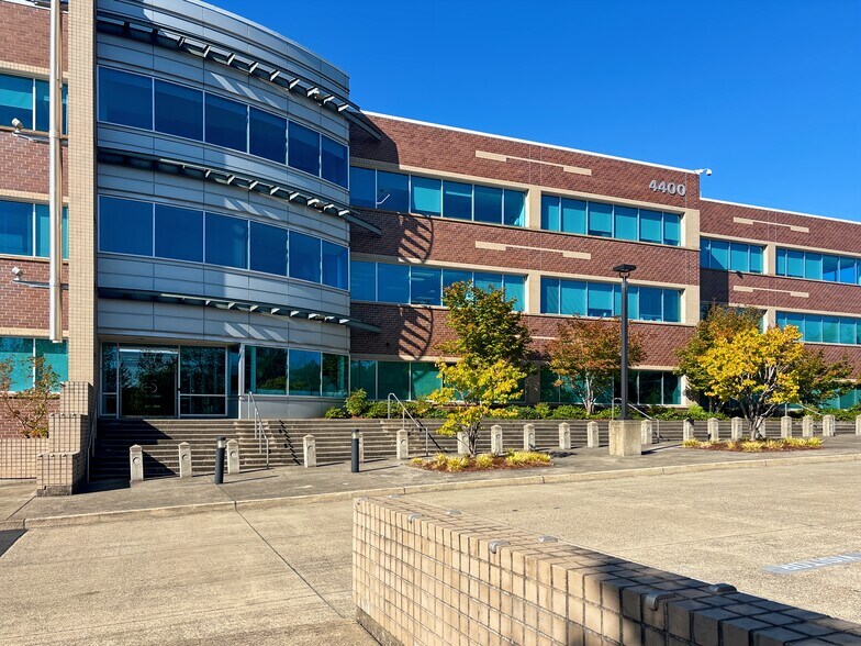 More Photos Of 4400 NE 77th Ave, Vancouver Coworking Space