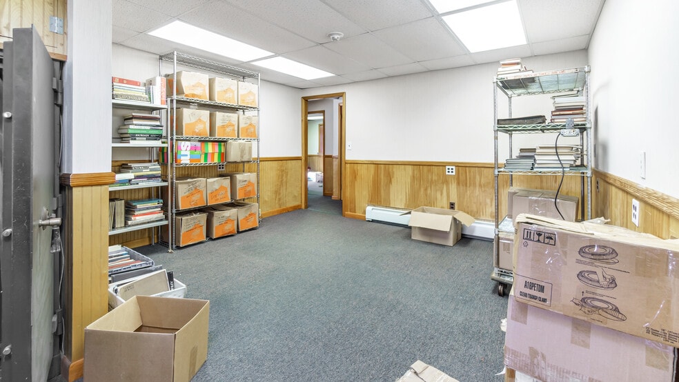More Photos Of 26 Frowein Rd, Center Moriches Warehouse For Sale