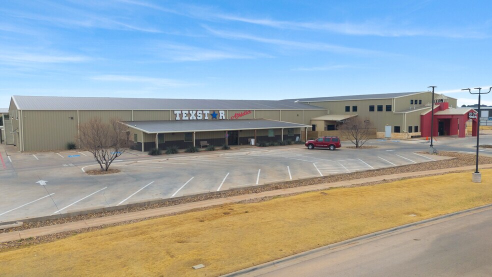 More Photos Of 5505 132nd st, Lubbock Industrial For Sale