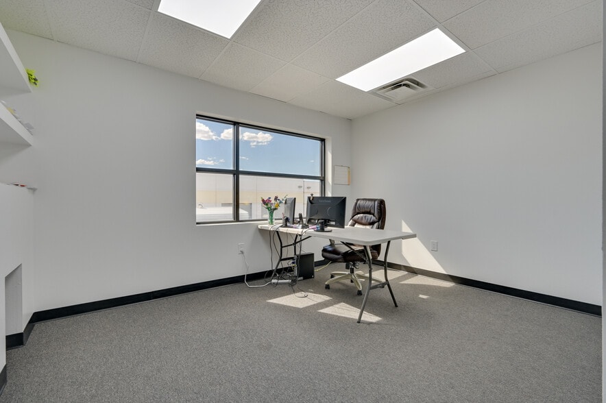 More Photos Of 5190 Arville St, Las Vegas Manufacturing For Sale