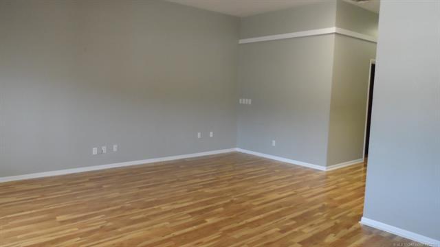 More Photos Of 1650 S Main St, Mcalester Freestanding For Sale