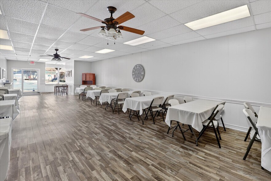 More Photos Of 135 E Main St, Woodville Storefront Retail Residential For Sale