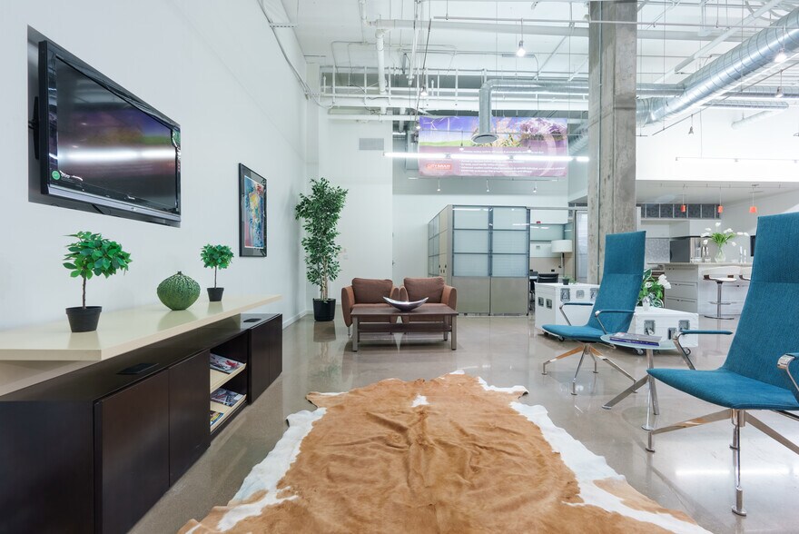 More Photos Of 2210 Blake St, Denver Apartments For Lease