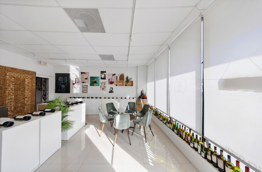 More Photos Of 2207-2211 Coral Way, Coral Gables Storefront For Lease