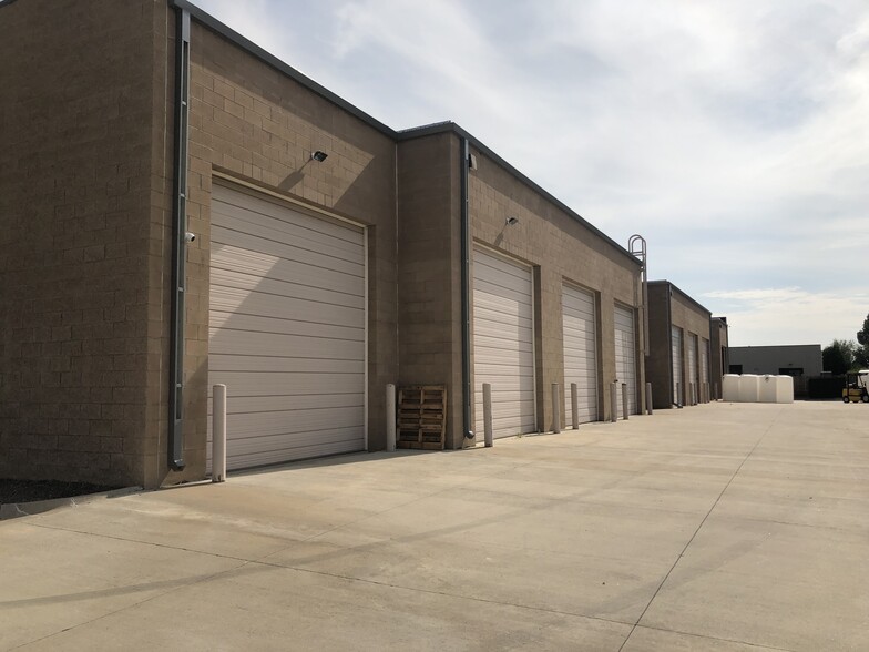 More Photos Of 3752 Imperial St, Frederick Light Manufacturing For Sale