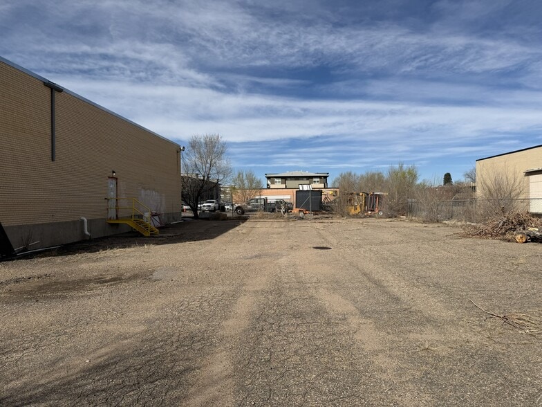 More Photos Of 6035 E 38th Ave, Denver Warehouse For Lease