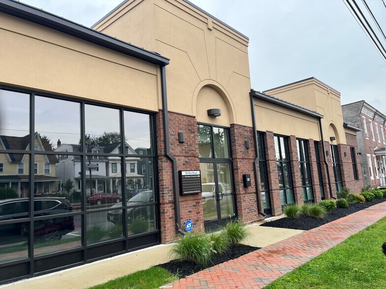 More Photos Of 218 W Broad St, Burlington Medical For Lease