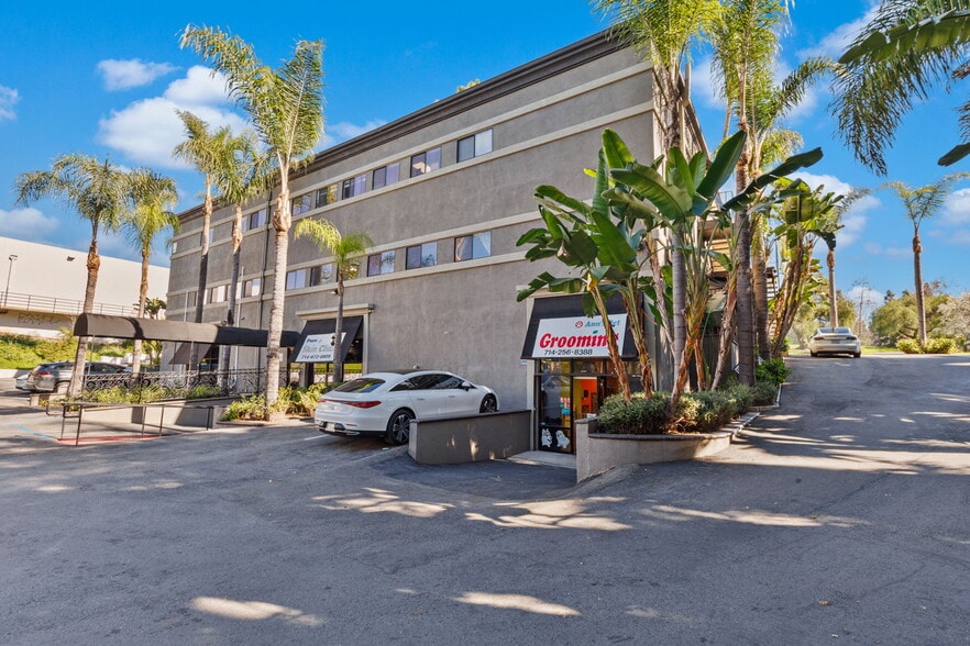 More Photos Of 405 S State College Blvd, Brea Storefront Retail Office For Sale