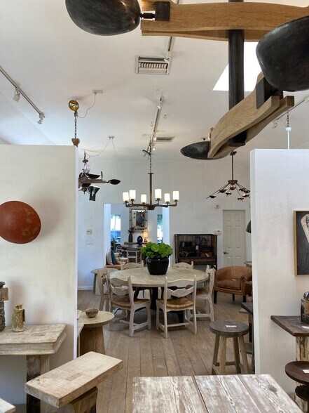 More Photos Of 744 N La Cienega Blvd, Los Angeles Storefront Retail Office For Lease