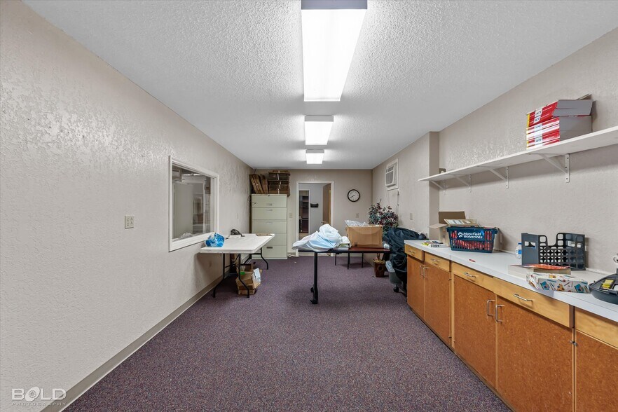 More Photos Of 523 Oxford Rd, Mansfield Office For Sale