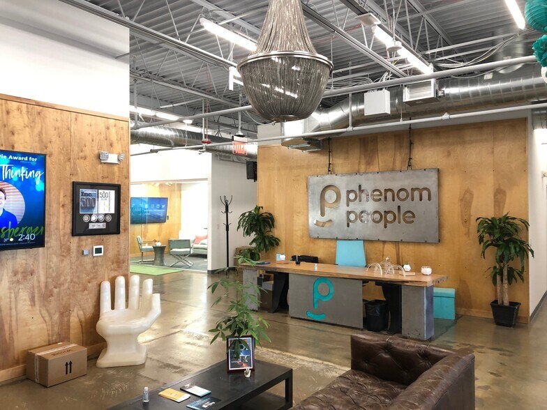 More Photos Of 300 Brookside Ave, Ambler Office For Lease