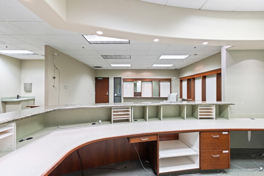 More Photos Of 1201 SE 223rd Ave, Gresham Medical For Lease