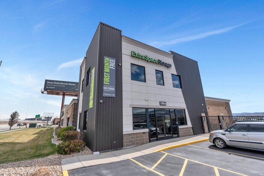 More Photos Of 4285 Thanksgiving Way, Lehi Self Storage For Sale