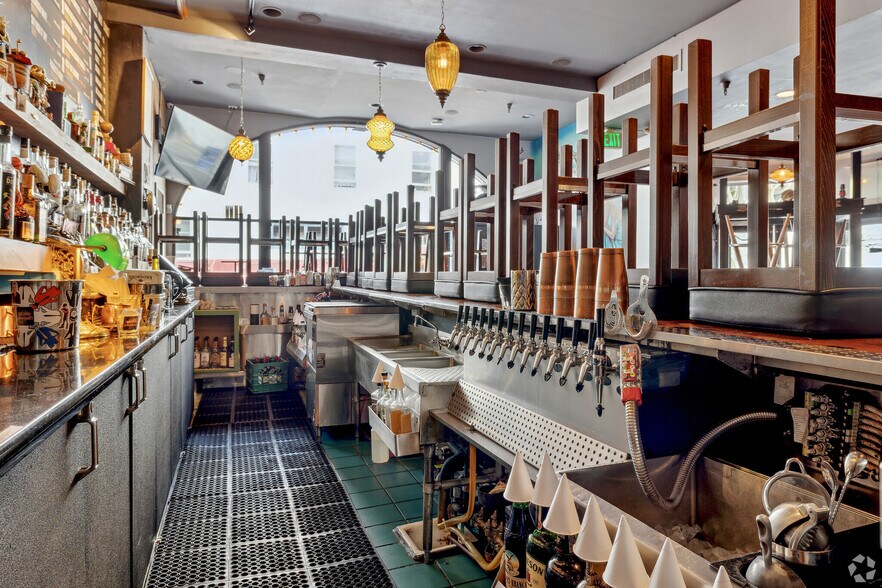 More Photos Of 1234 Grant Ave, San Francisco Restaurant For Sale