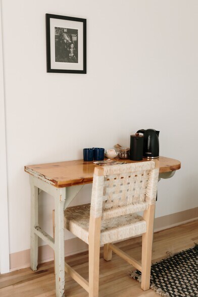 More Photos Of 220 W Manhattan Ave, Santa Fe Hotel For Sale