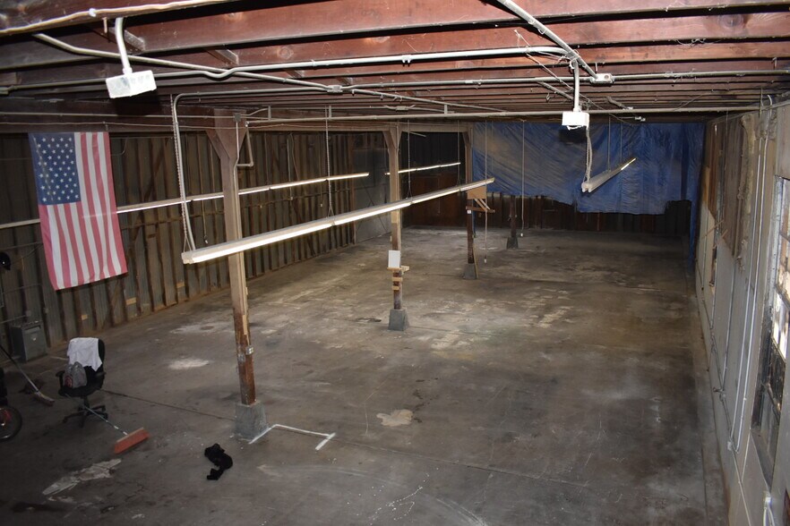 More Photos Of 6821 Suva St, Bell Gardens Warehouse For Lease
