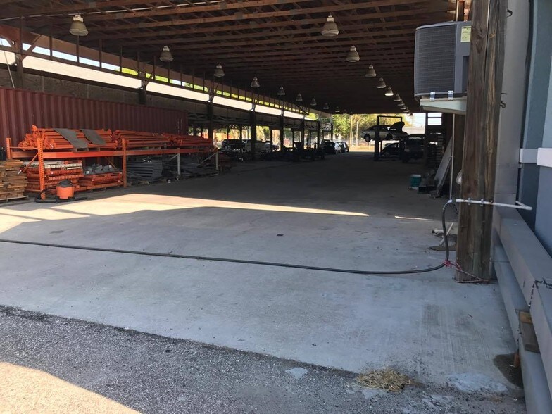 More Photos Of 10905 S US Highway 41, Gibsonton Unknown For Lease