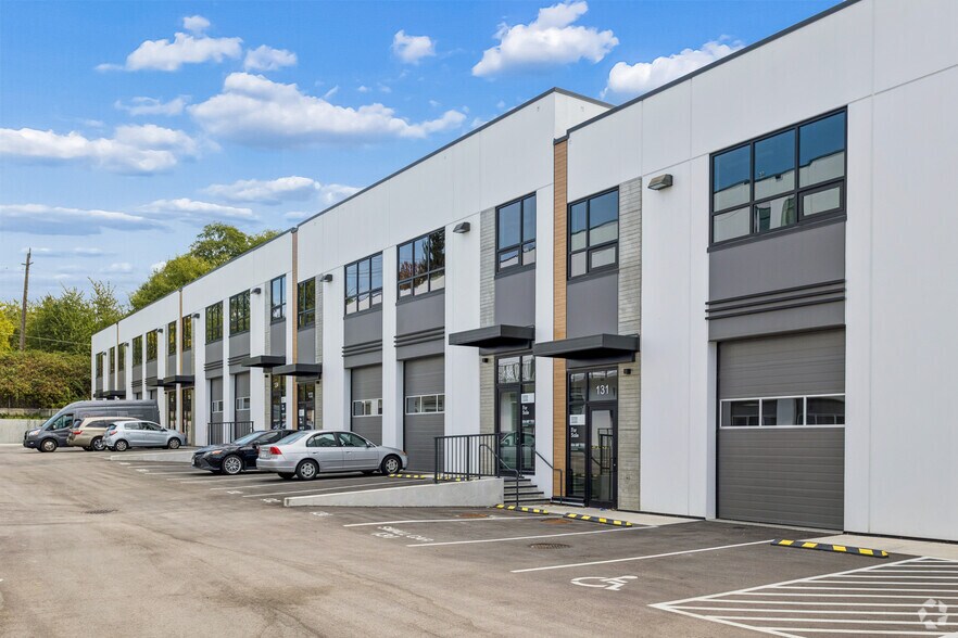 More Photos Of 8696 Barnard St, Vancouver Unknown For Lease