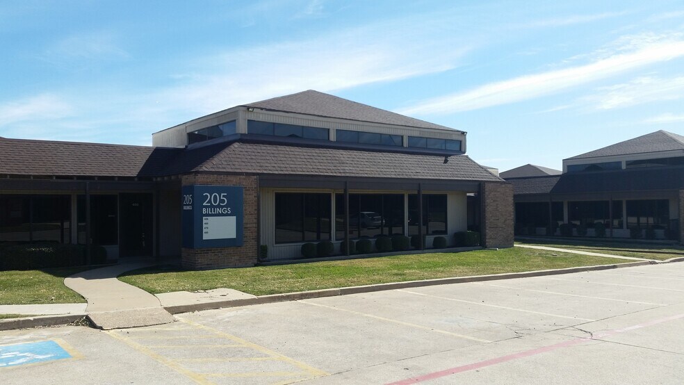 More Photos Of 205 Billings St, Arlington Unknown For Lease