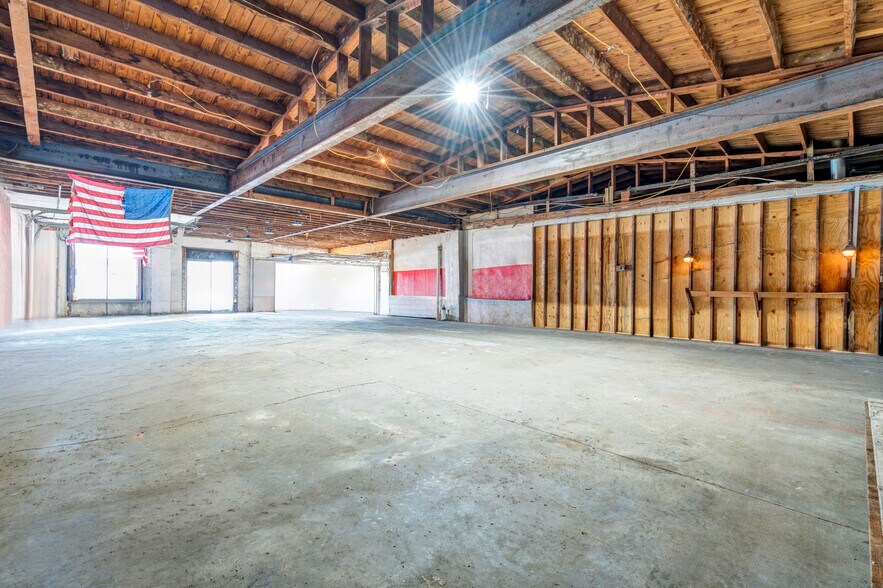More Photos Of 57 Schuylkill Ave, Pottstown Warehouse For Sale