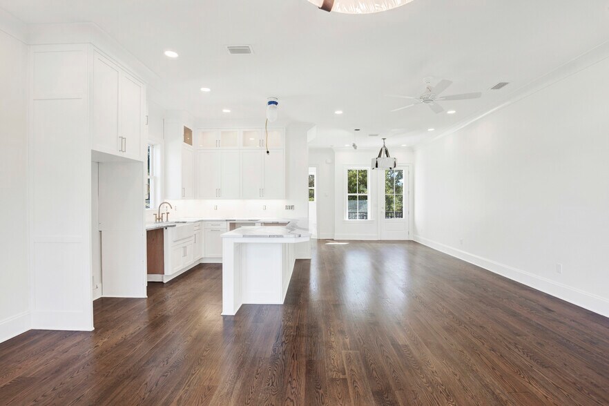 More Photos Of 104 17th st, Tybee Island Apartments For Sale