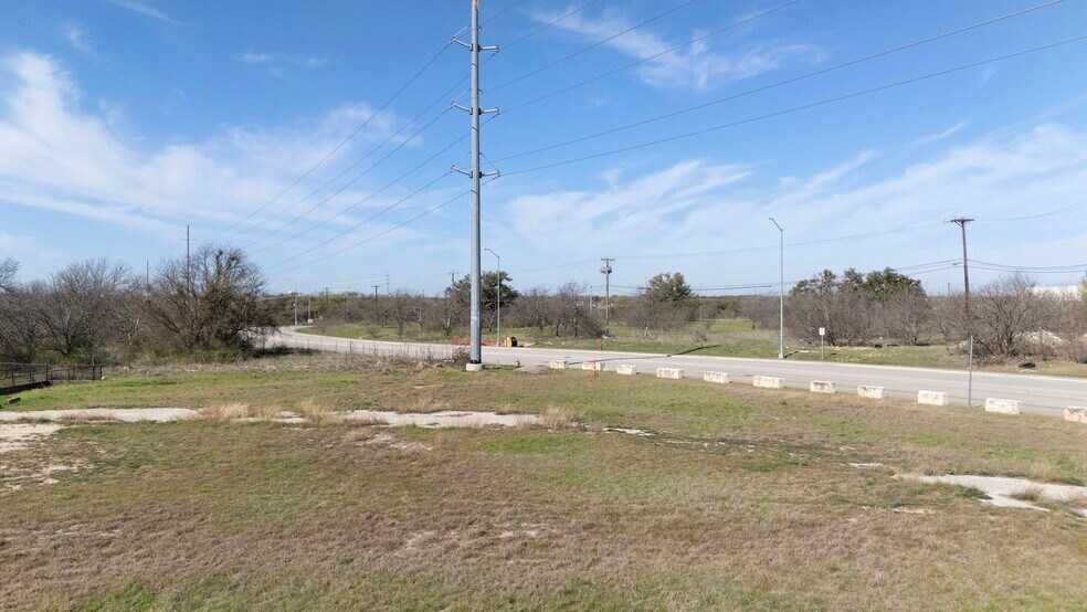 More Photos Of 1990 I 35 N Frontage rd, Round Rock Land For Sale