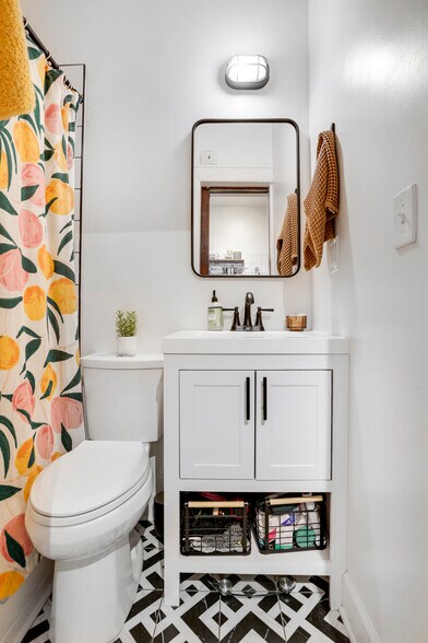 More Photos Of 1568 Vine St, Denver Apartments For Sale