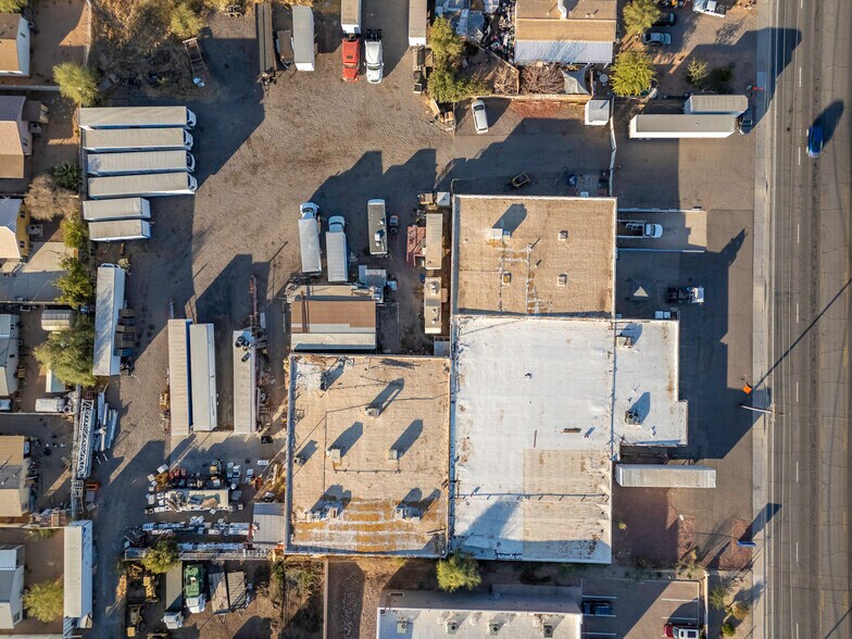 More Photos Of 655 W Cottonwood Ln, Casa Grande Showroom For Sale