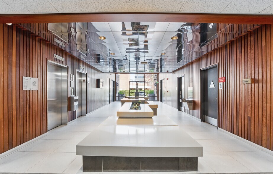 More Photos Of 2107 N Broadway, Santa Ana Loft Creative Space For Sale