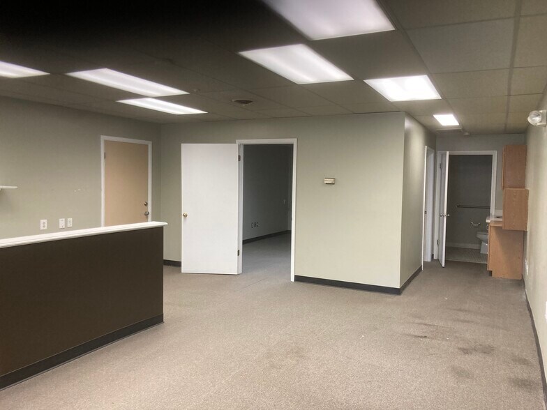 More Photos Of 11110 Liberty Rd, Randallstown Freestanding For Lease