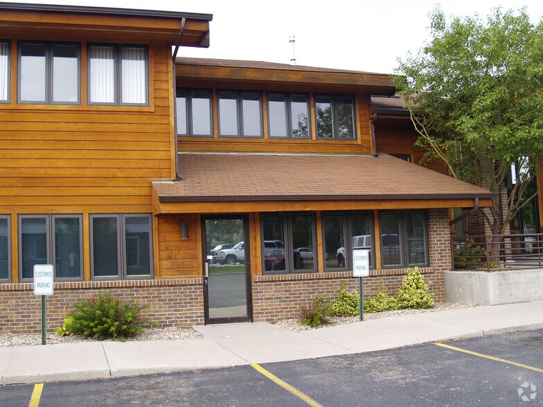 More Photos Of 1413-1435 W 29th St, Loveland Office For Sale