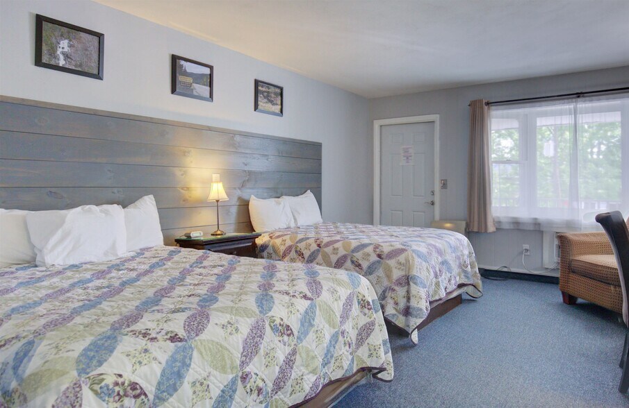 More Photos Of 17 Wilder St, Conway Hotel For Sale