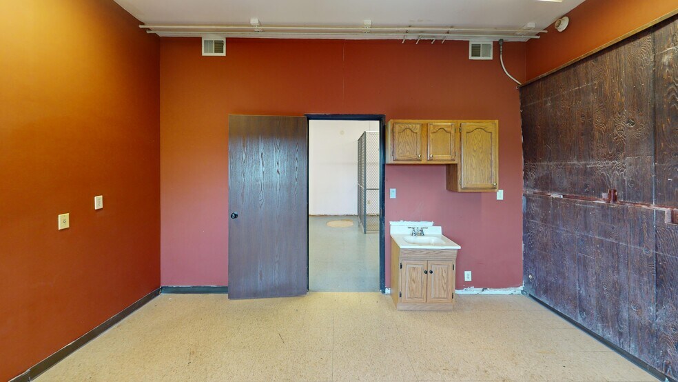 More Photos Of 3340 Ranger Rd, Lansing Research And Development For Lease
