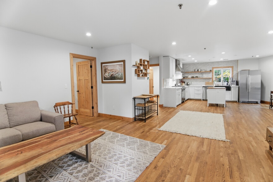 More Photos Of 107 Sacramento St, Nevada City Restaurant For Sale