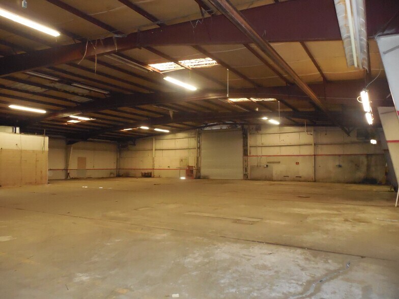 More Photos Of 219 Us-231 Hwy, Troy Auto Dealership For Sale