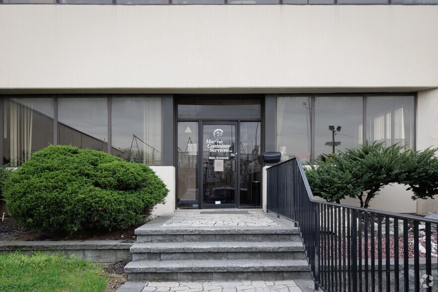 More Photos Of 414-434 Avenue P, Newark Warehouse For Lease