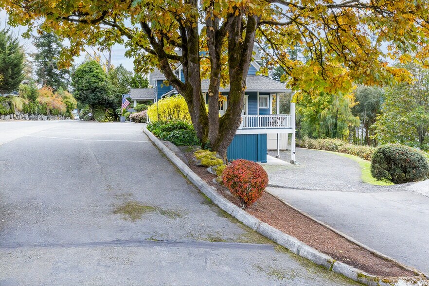 More Photos Of 19679 Front St, Poulsbo Office For Sale