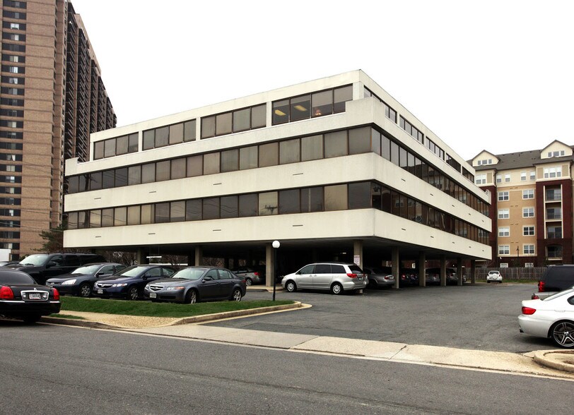 More Photos Of 4900 Leesburg Pike, Alexandria Office For Lease