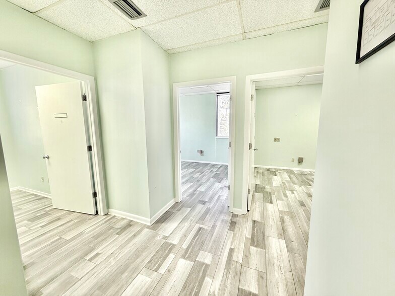 More Photos Of 3949 Evans Ave, Fort Myers Medical For Sale