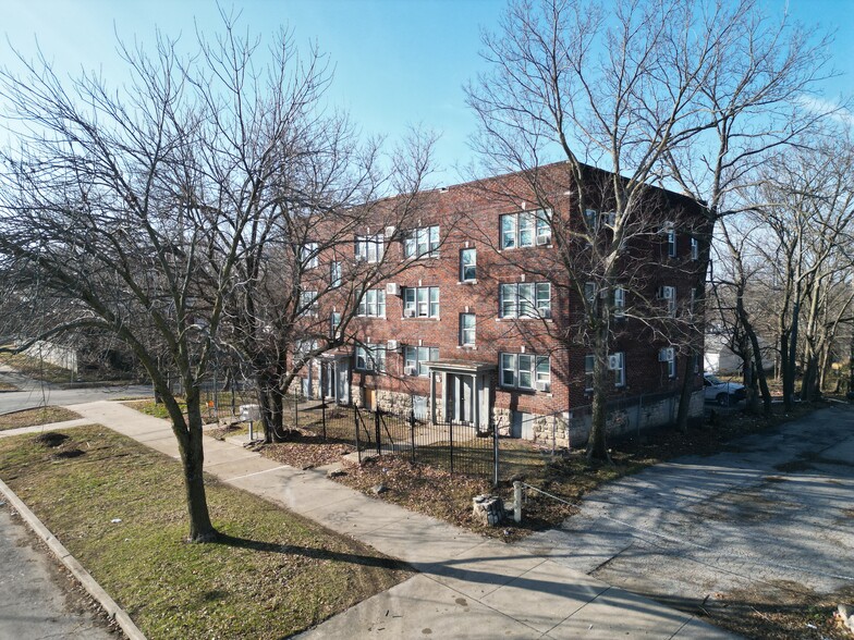 Primary Photo Of 2454-2456 Benton Blvd, Kansas City Apartments For Sale