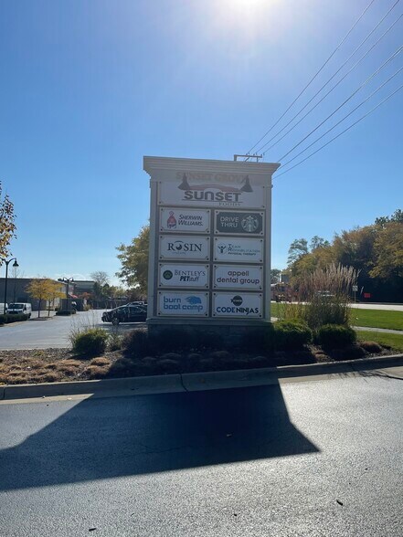 More Photos Of SEC Rte 83 & Aptakisic Rd, Long Grove Unknown For Lease