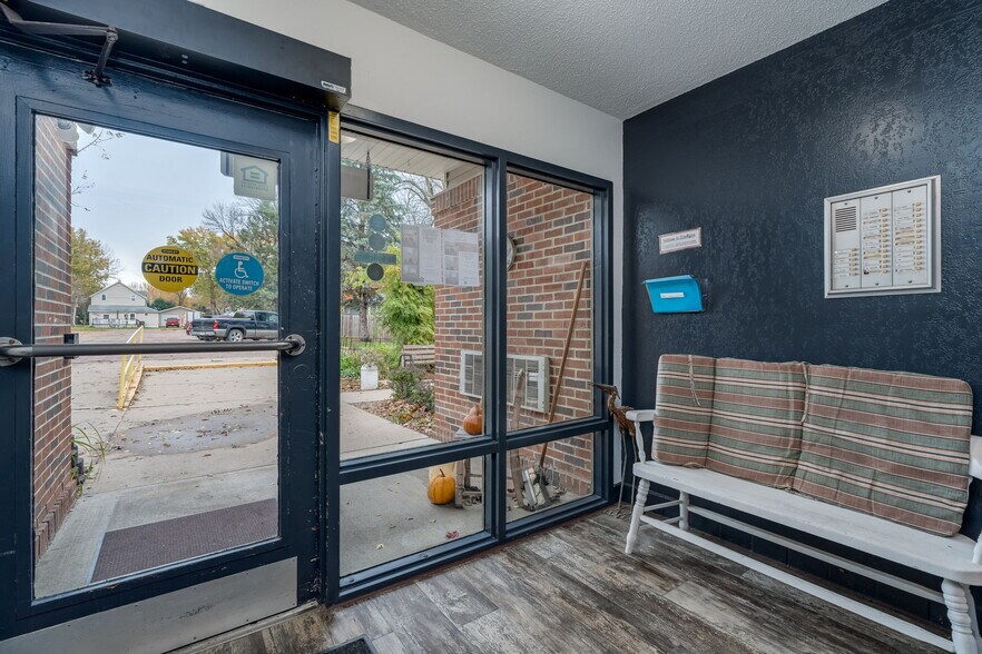 More Photos Of 3200 Maple Ave, Slayton Apartments For Sale