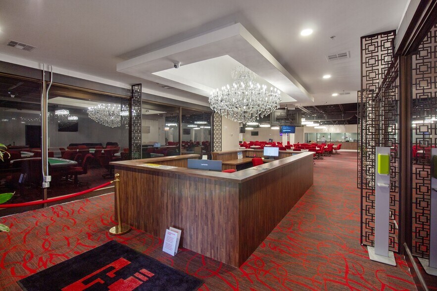 More Photos Of 2730 Fondren Rd, Houston Restaurant For Sale