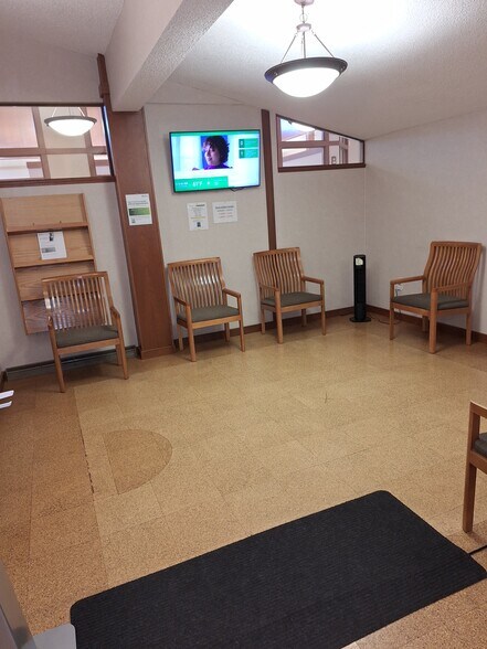 More Photos Of 1601 Lafayette Rd, Crawfordsville Office For Lease