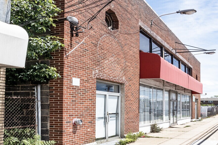 More Photos Of 1305 Saint George Ave, Roselle Storefront Retail Office For Sale